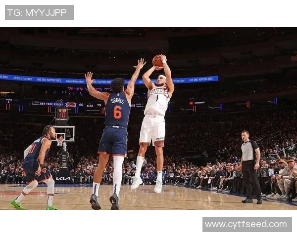 手起刀落!布克独揽31分率太阳险胜国王