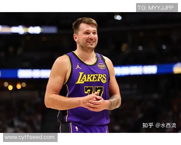 詹姆斯不复出湖人更强！他和东契奇联手胜率才65%，没他胜率却78%